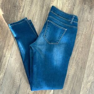 Jacqueline de young jeans